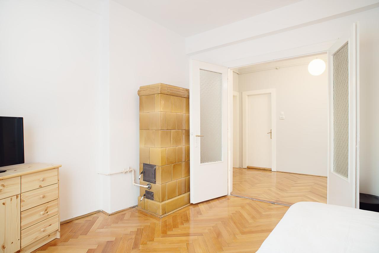 Sunshine Apartment Brasov Exterior photo